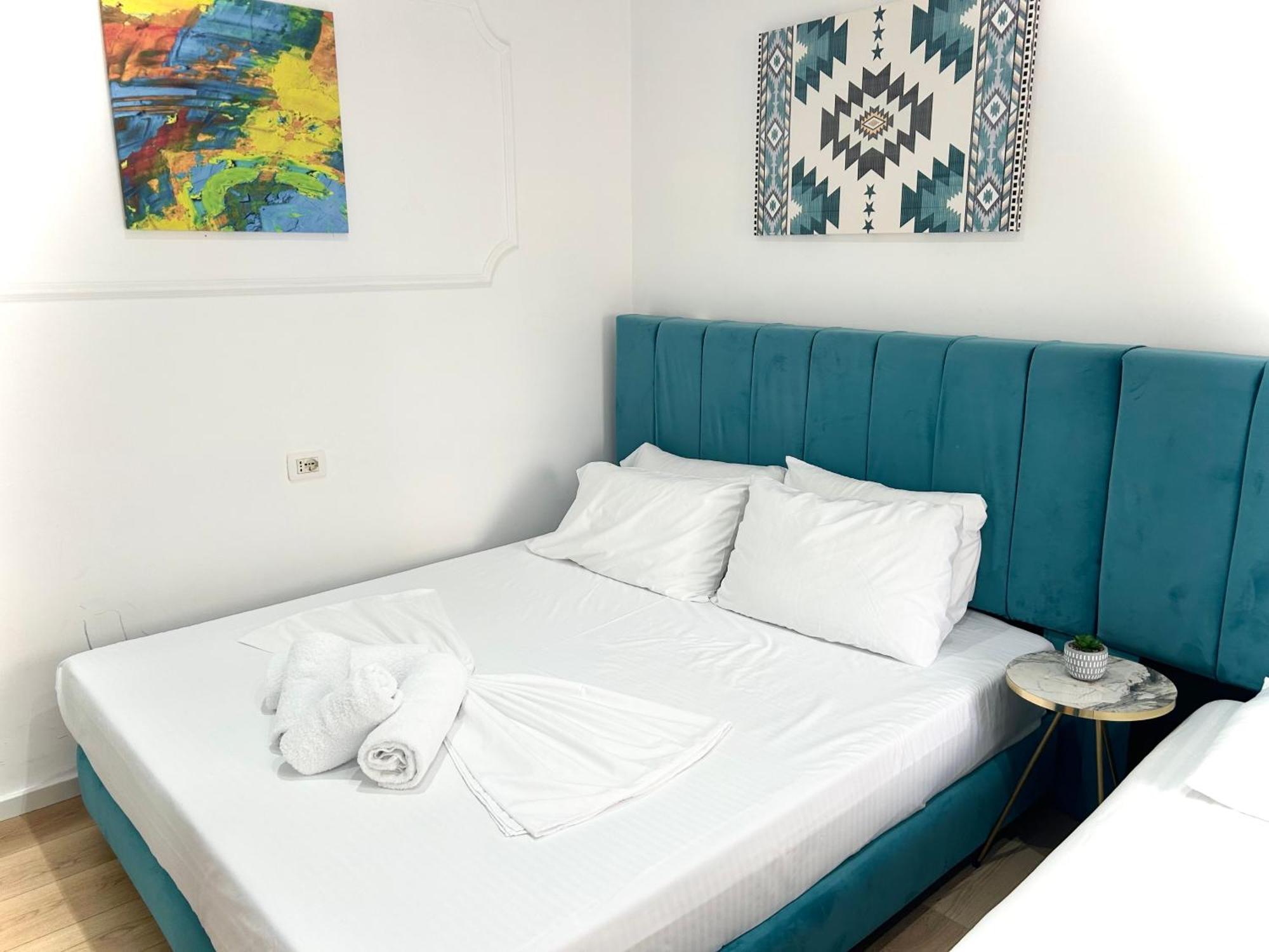 Tirana Square Hotel エクステリア 写真