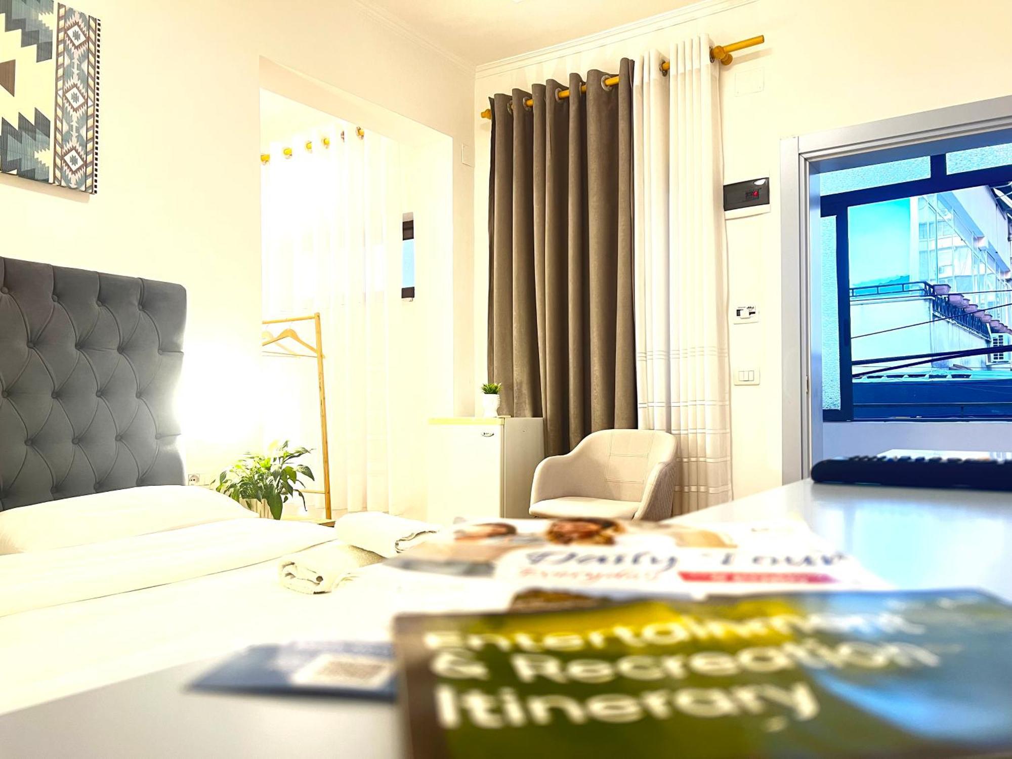 Tirana Square Hotel エクステリア 写真